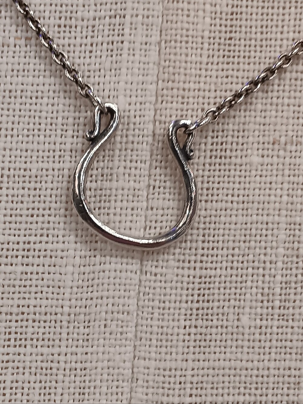James Avery Sterling Silver Horseshoe Charm Holder Pendant Necklace - Picture 5 of 9